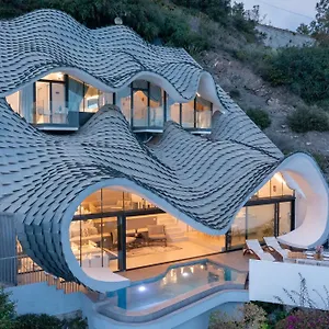 Casa Acantilado Villa
